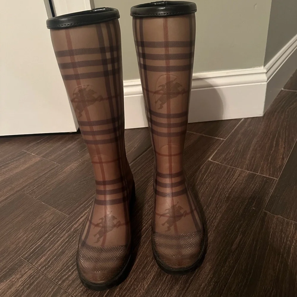 Burberry Beige & Brown Plaid Knee-High Rain Boots - Picture 2 of 4